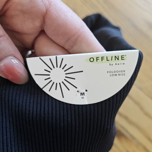 NWT Aerie Offline Size M Foldover Waist Black Flare Legging Ribbed with Pockets - Picture 6 of 8